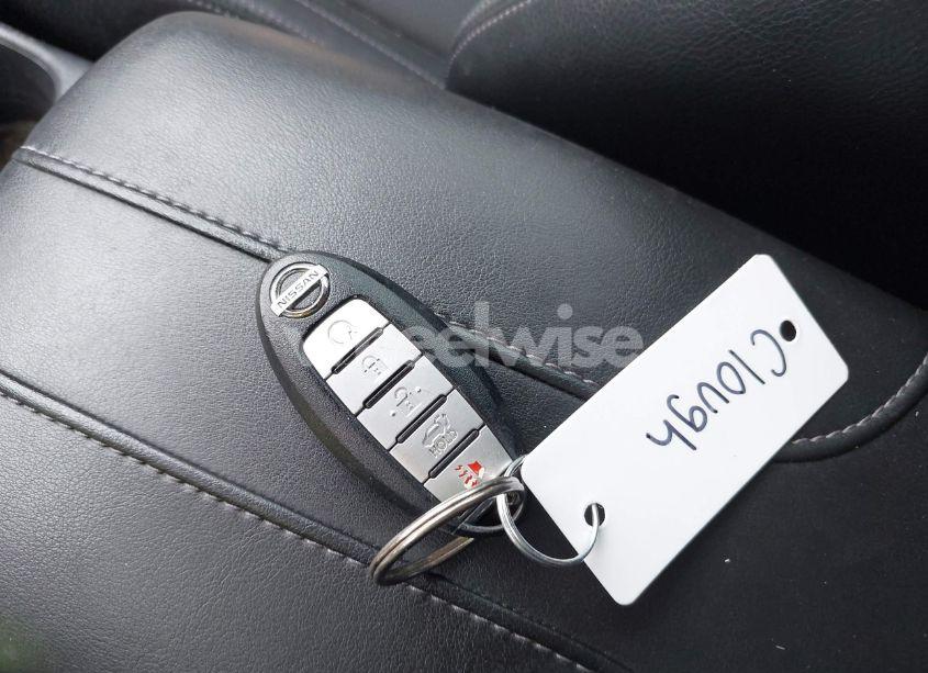 Photo 11 of 2017 Nissan Rogue SL (VIN JN8AT2MT9HW404813)