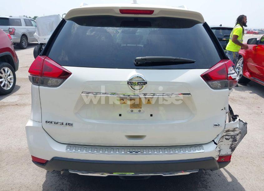 Photo 16 of 2017 Nissan Rogue SL (VIN JN8AT2MT9HW404813)