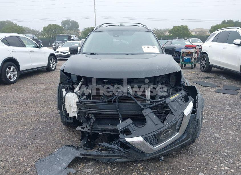 Photo 12 of 2017 Nissan Rogue SL (VIN JN8AT2MT9HW407176)