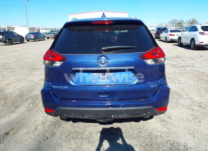 Photo 16 of 2018 Nissan Rogue SV (VIN JN8AT2MT9JW450227)