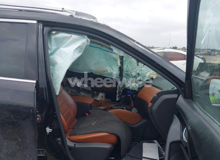 Photo 5 of 2018 Nissan Rogue SL (VIN JN8AT2MT9JW451992)