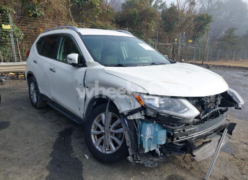 Photo 17 of 2018 Nissan Rogue SV (VIN JN8AT2MT9JW458909)