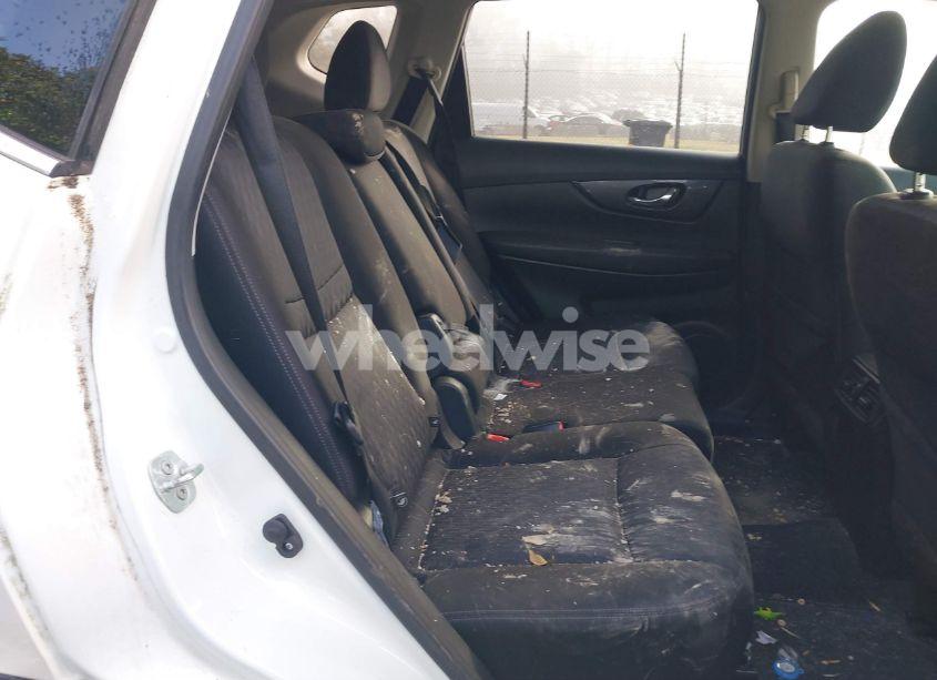 Photo 8 of 2018 Nissan Rogue SV (VIN JN8AT2MT9JW458909)