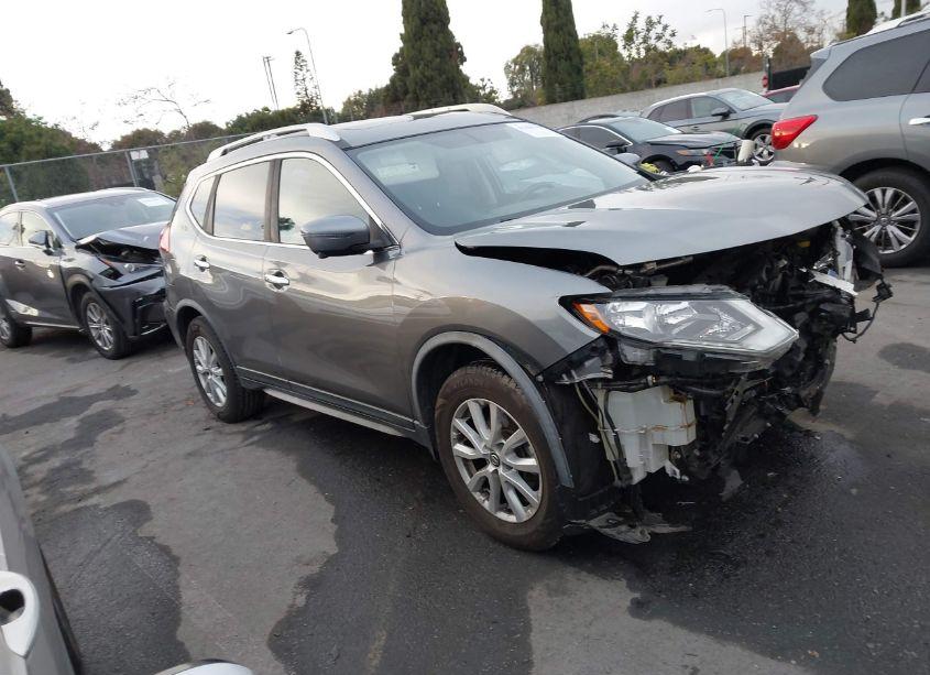 2018 Nissan Rogue SV (VIN JN8AT2MT9JW463771) main photo