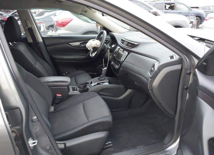 Photo 5 of 2018 Nissan Rogue SV (VIN JN8AT2MT9JW463771)