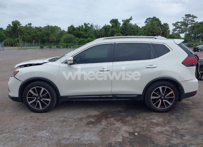 Photo 15 of 2018 Nissan Rogue SL (VIN JN8AT2MT9JW468937)