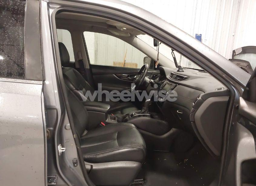 Photo 5 of 2018 Nissan Rogue SL (VIN JN8AT2MT9JW489688)