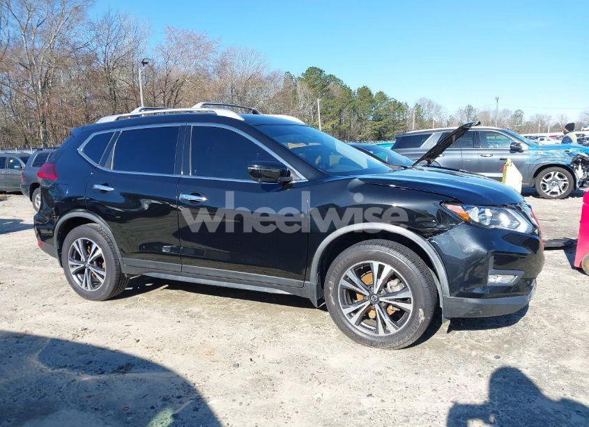 Photo 13 of 2019 Nissan Rogue SV (VIN JN8AT2MT9KW262244)