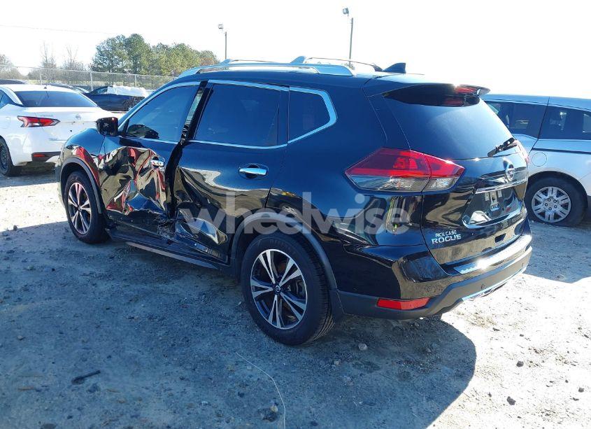 Photo 3 of 2019 Nissan Rogue SV (VIN JN8AT2MT9KW262244)