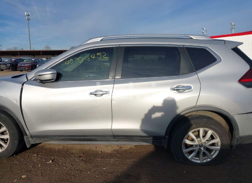 Photo 15 of 2020 Nissan Rogue S FWD (VIN JN8AT2MT9LW002234)