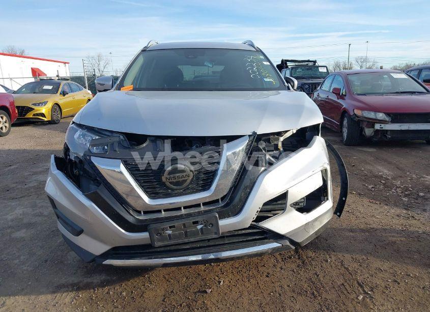 Photo 6 of 2020 Nissan Rogue S FWD (VIN JN8AT2MT9LW002234)