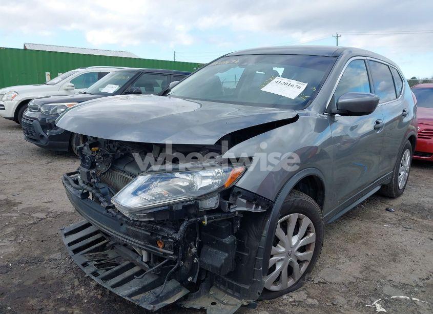 Photo 2 of 2020 Nissan Rogue S FWD (VIN JN8AT2MT9LW002556)