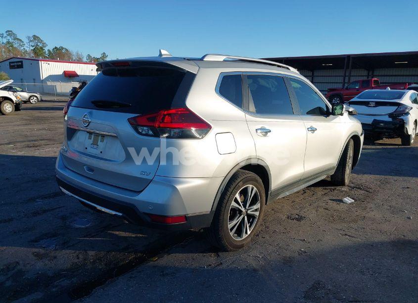 Photo 4 of 2020 Nissan Rogue SV FWD (VIN JN8AT2MT9LW005182)