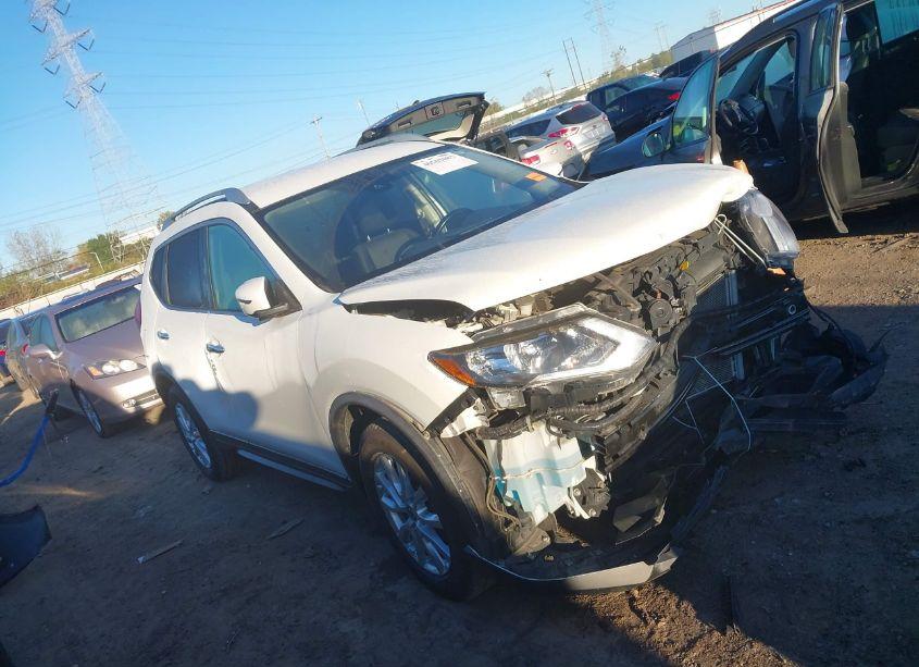 2020 Nissan Rogue SV FWD (VIN JN8AT2MT9LW010737) main photo