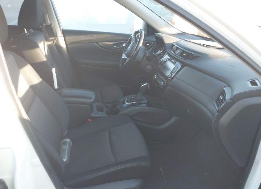 Photo 5 of 2020 Nissan Rogue SV FWD (VIN JN8AT2MT9LW010737)