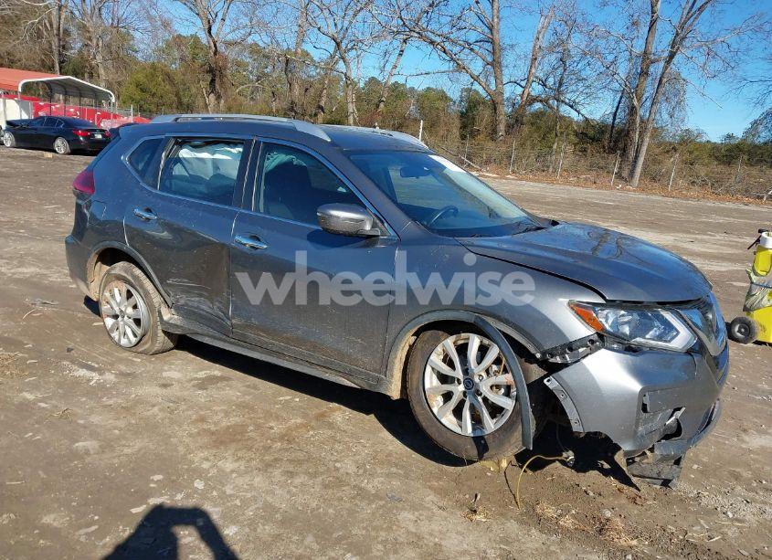 2020 Nissan Rogue S FWD (VIN JN8AT2MT9LW031362) main photo