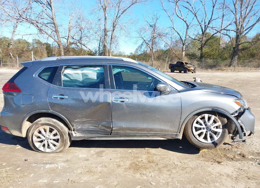 Photo 13 of 2020 Nissan Rogue S FWD (VIN JN8AT2MT9LW031362)