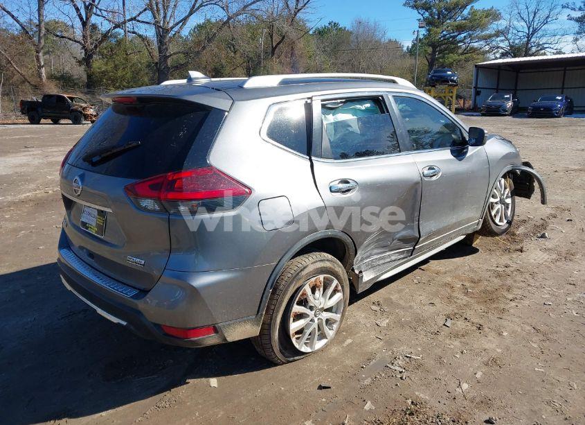 Photo 4 of 2020 Nissan Rogue S FWD (VIN JN8AT2MT9LW031362)