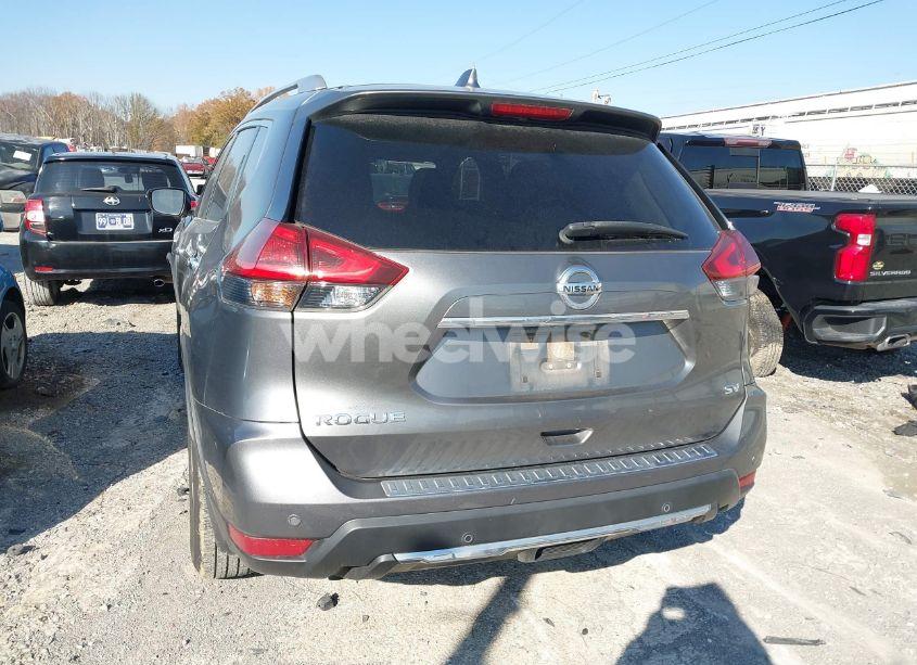 Photo 16 of 2020 Nissan Rogue SV FWD (VIN JN8AT2MT9LW036254)