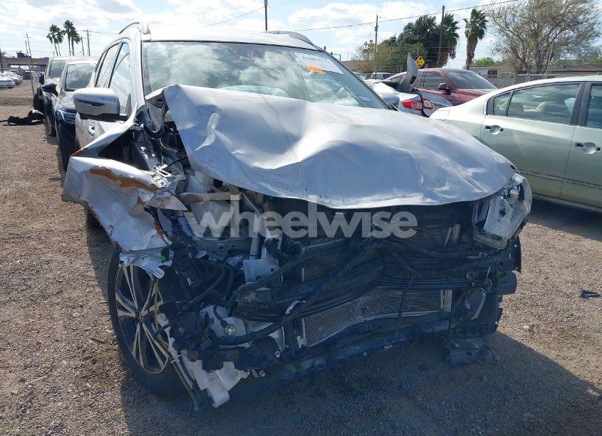 2020 Nissan Rogue SV FWD (VIN JN8AT2MT9LW037906) main photo