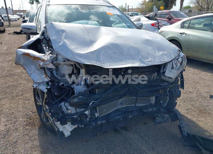 Photo 6 of 2020 Nissan Rogue SV FWD (VIN JN8AT2MT9LW037906)