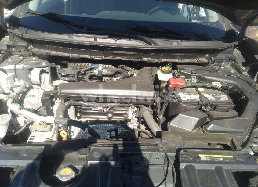 Photo 10 of 2020 Nissan Rogue SV FWD (VIN JN8AT2MT9LW038411)