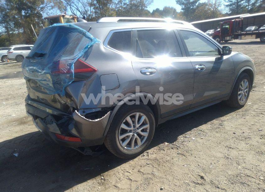 Photo 4 of 2020 Nissan Rogue SV FWD (VIN JN8AT2MT9LW038411)