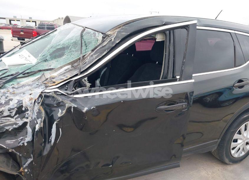 Photo 18 of 2016 Nissan Rogue S (VIN JN8AT2MTXGW000255)