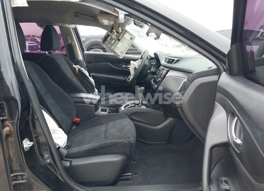 Photo 5 of 2016 Nissan Rogue S (VIN JN8AT2MTXGW000255)