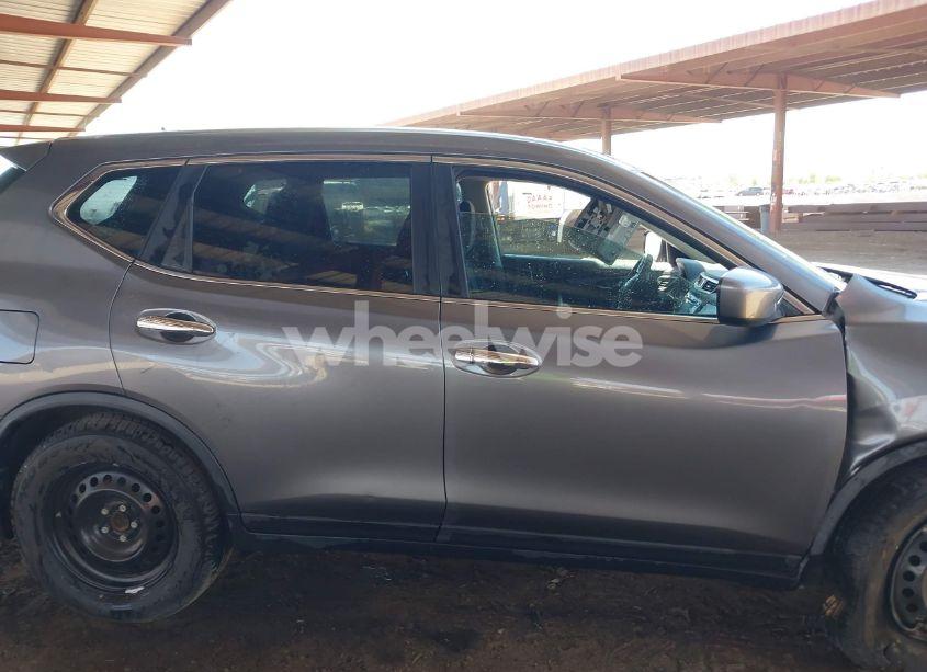 Photo 14 of 2016 Nissan Rogue S (VIN JN8AT2MTXGW005052)