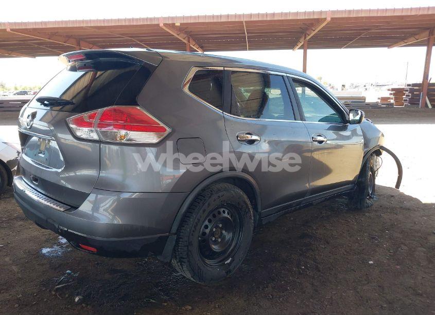Photo 4 of 2016 Nissan Rogue S (VIN JN8AT2MTXGW005052)