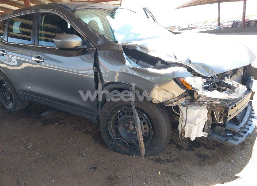 Photo 6 of 2016 Nissan Rogue S (VIN JN8AT2MTXGW005052)