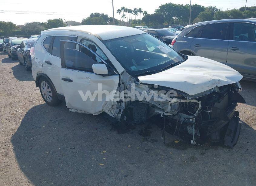 2016 Nissan Rogue S (VIN JN8AT2MTXGW026855) main photo