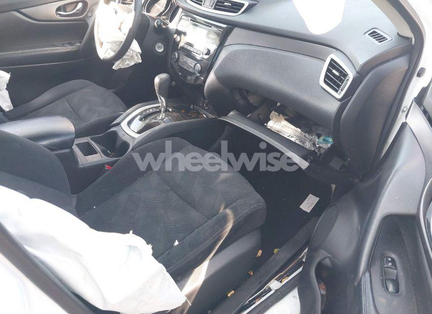 Photo 5 of 2016 Nissan Rogue S (VIN JN8AT2MTXGW026855)