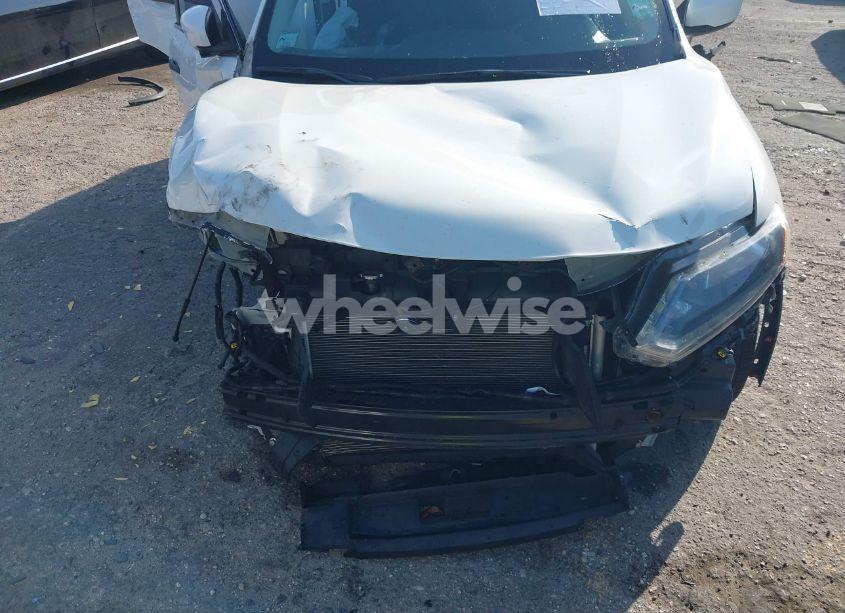 Photo 6 of 2016 Nissan Rogue S (VIN JN8AT2MTXGW026855)