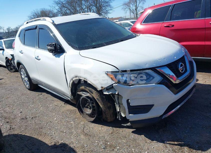 2017 Nissan Rogue S (VIN JN8AT2MTXHW134877) main photo