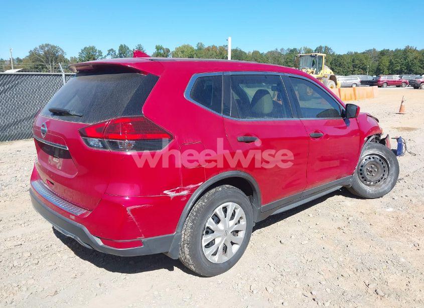 Photo 4 of 2017 Nissan Rogue S (VIN JN8AT2MTXHW134975)