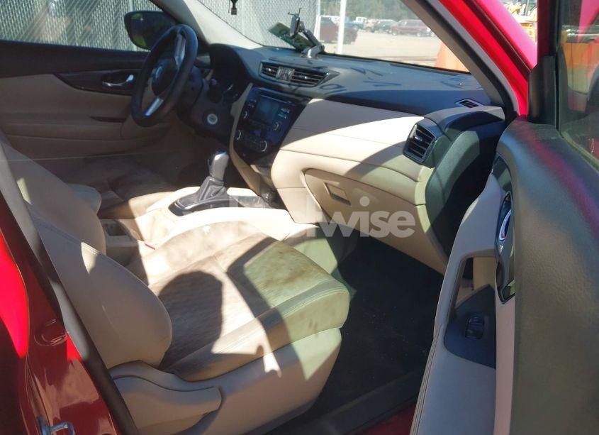 Photo 5 of 2017 Nissan Rogue S (VIN JN8AT2MTXHW134975)