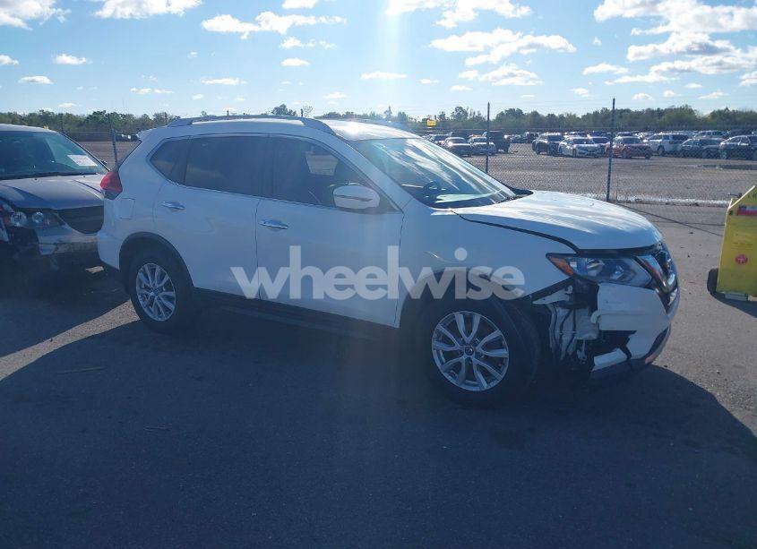 Photo 13 of 2017 Nissan Rogue SV (VIN JN8AT2MTXHW147712)