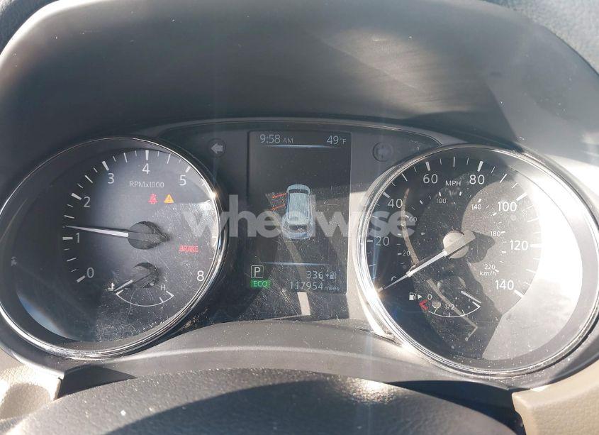 Photo 15 of 2017 Nissan Rogue SV (VIN JN8AT2MTXHW147712)