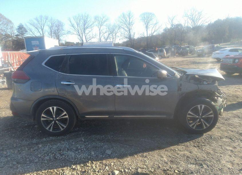 Photo 14 of 2018 Nissan Rogue SL (VIN JN8AT2MTXJW463956)