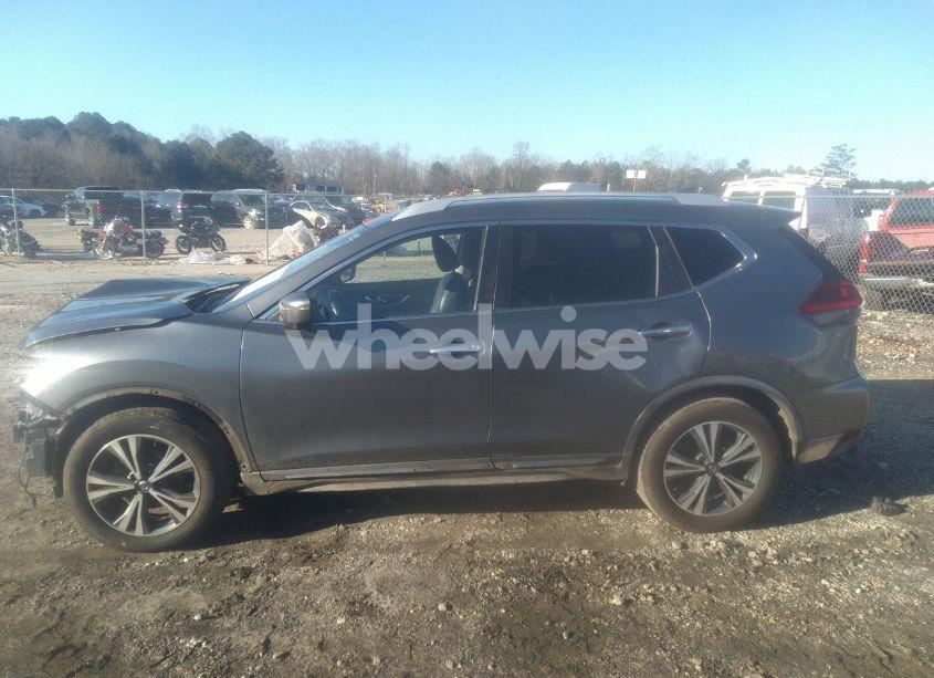Photo 15 of 2018 Nissan Rogue SL (VIN JN8AT2MTXJW463956)