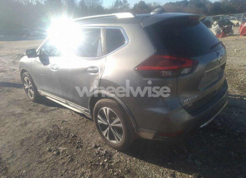 Photo 3 of 2018 Nissan Rogue SL (VIN JN8AT2MTXJW463956)