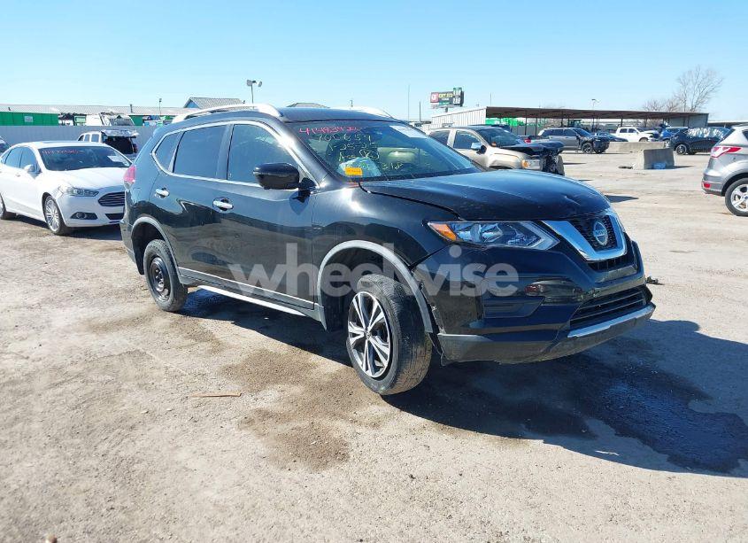 2019 Nissan Rogue SV (VIN JN8AT2MTXKW255772) main photo