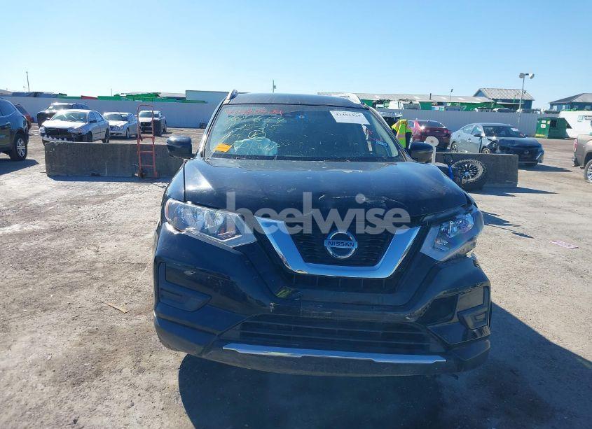 Photo 12 of 2019 Nissan Rogue SV (VIN JN8AT2MTXKW255772)