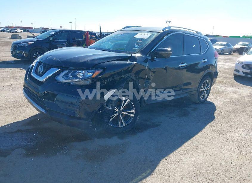 Photo 6 of 2019 Nissan Rogue SV (VIN JN8AT2MTXKW255772)