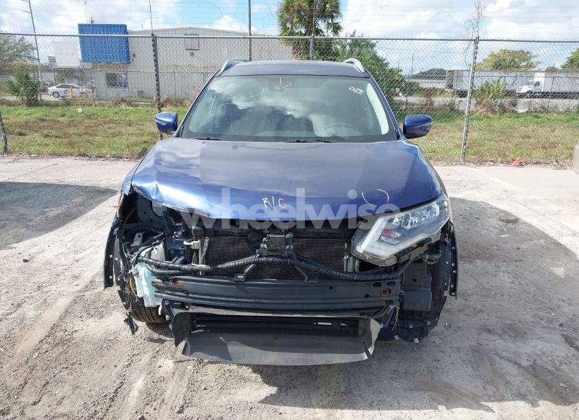 Photo 12 of 2019 Nissan Rogue SV (VIN JN8AT2MTXKW259871)