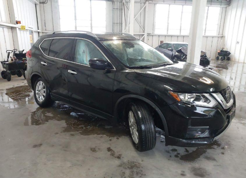 2020 Nissan Rogue SV FWD (VIN JN8AT2MTXLW002999) main photo