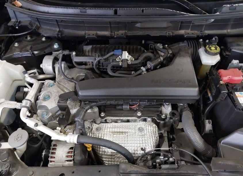 Photo 10 of 2020 Nissan Rogue SV FWD (VIN JN8AT2MTXLW002999)