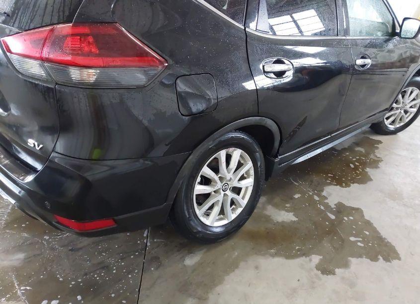 Photo 17 of 2020 Nissan Rogue SV FWD (VIN JN8AT2MTXLW002999)